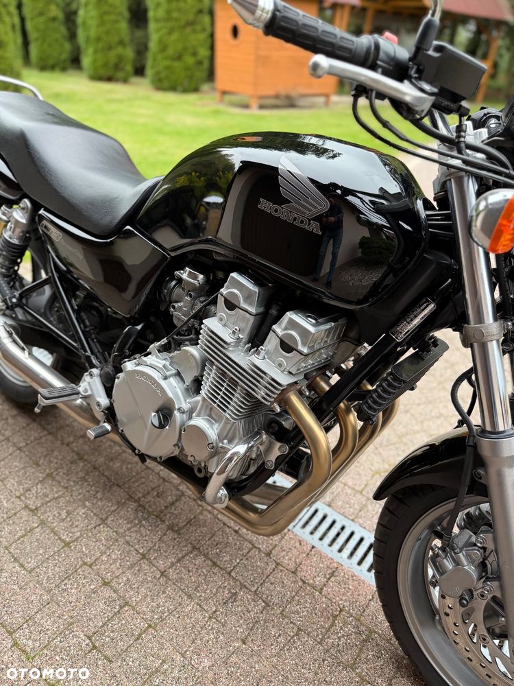 Honda CB - 17