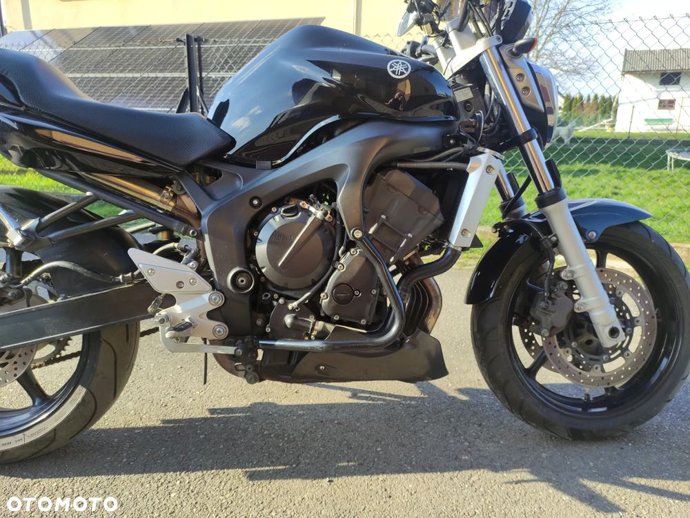 Yamaha FZ6 - 6