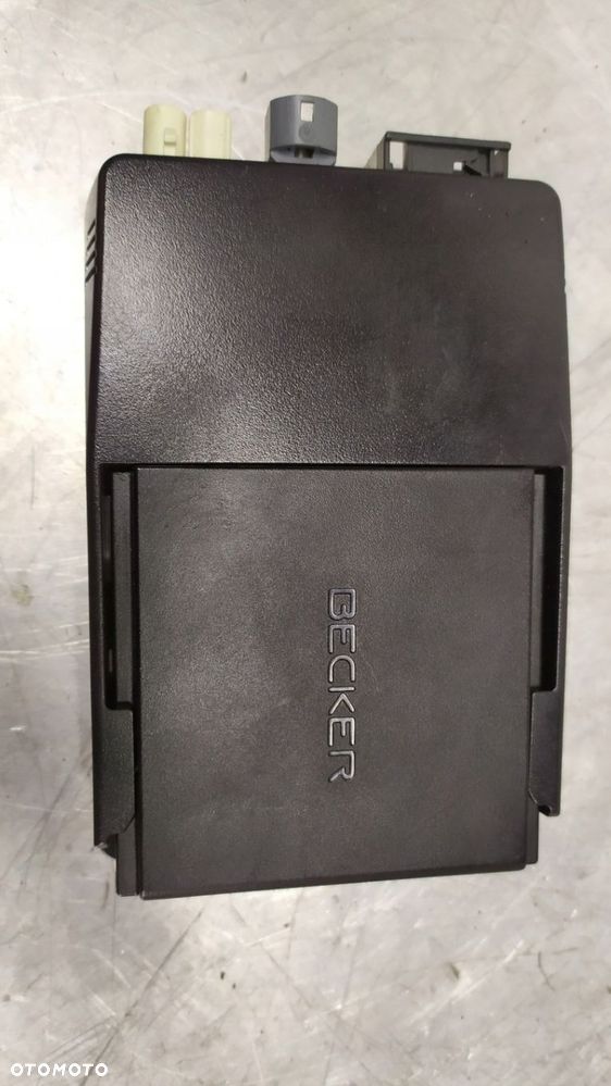 MERCEDES C KLASA W204 MODUŁ NAWIGACJI BECKER A1669000609 A1728100011 - 1