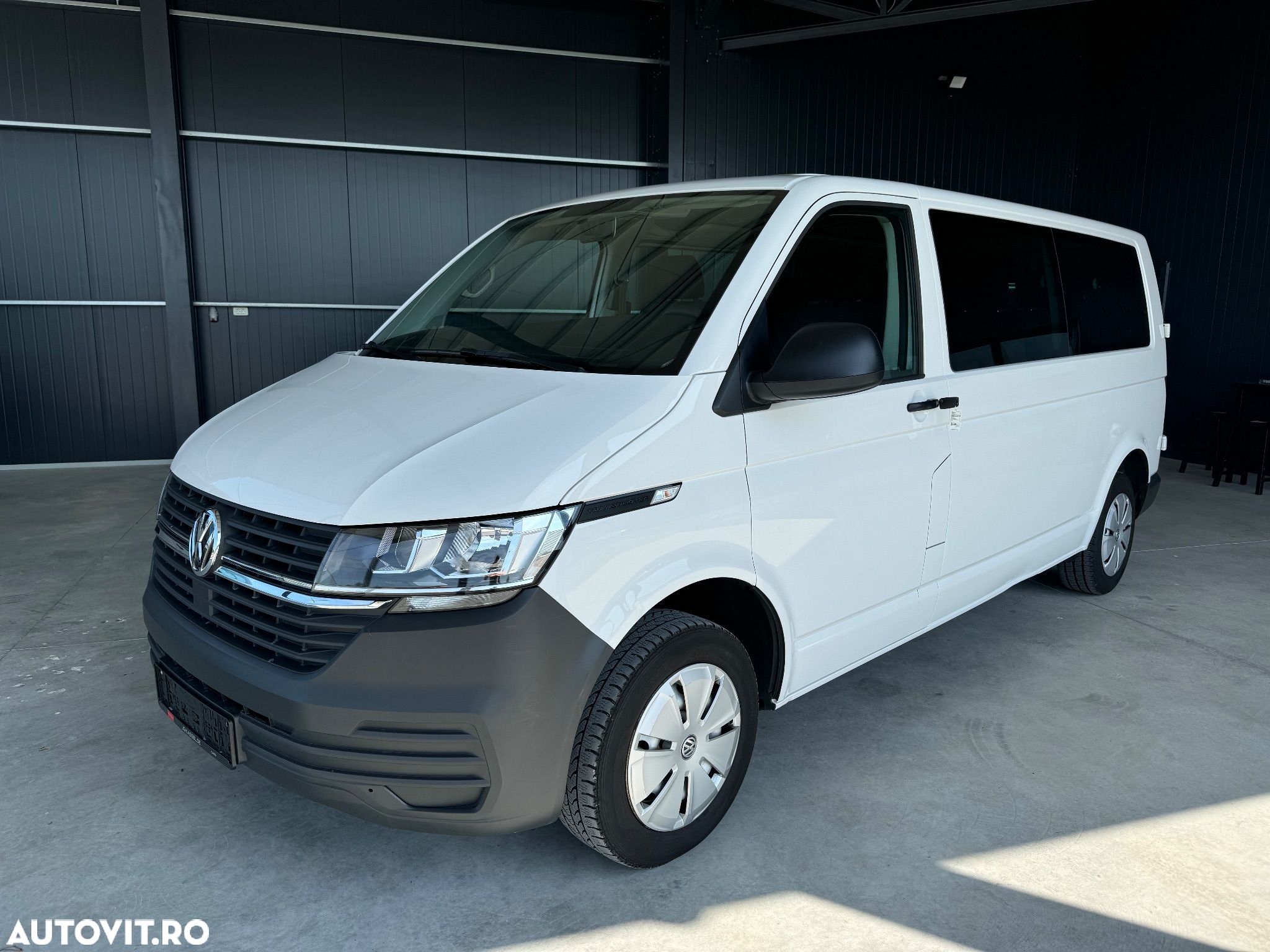 Volkswagen Transporter Kombi T6.1 2.0 TDI 81 kW LR - 1