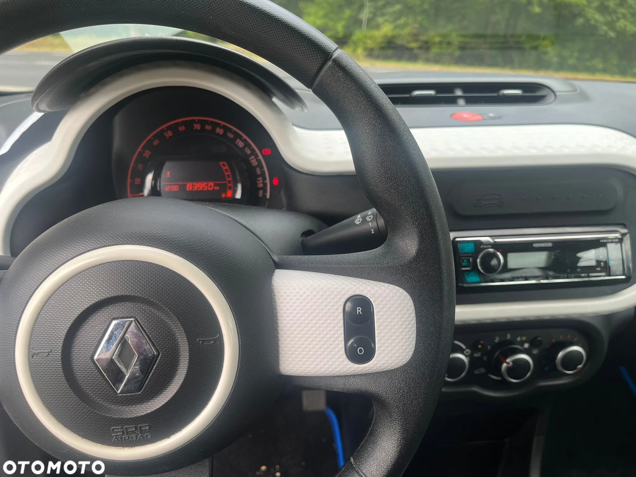 Renault Twingo SCe 70 Liberty - 10