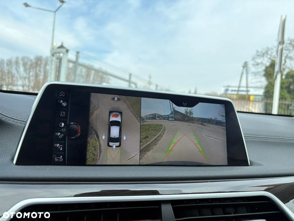 BMW Seria 7 730d xDrive - 21