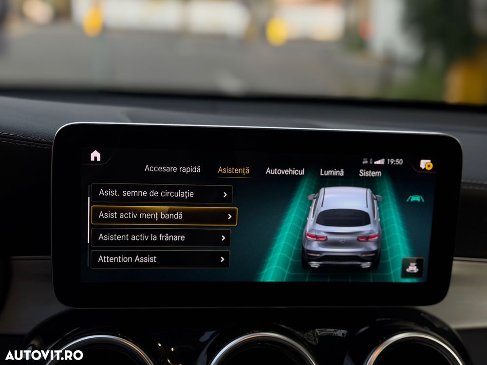 Mercedes-Benz GLC Coupe 300 d 4Matic 9G-TRONIC AMG Line Plus - 25