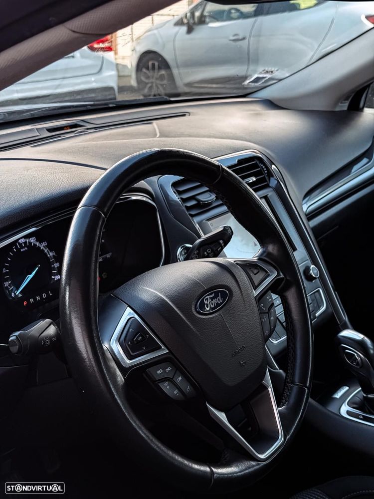 Ford Mondeo SW 2.0 HEV Titanium - 14
