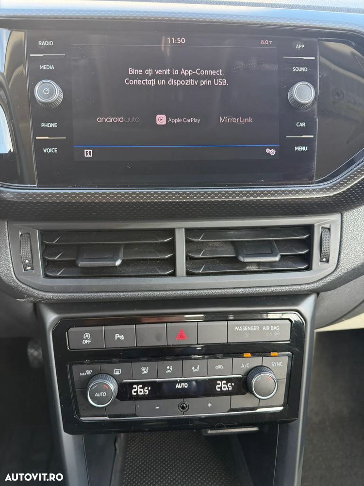 Volkswagen T-Cross - 14