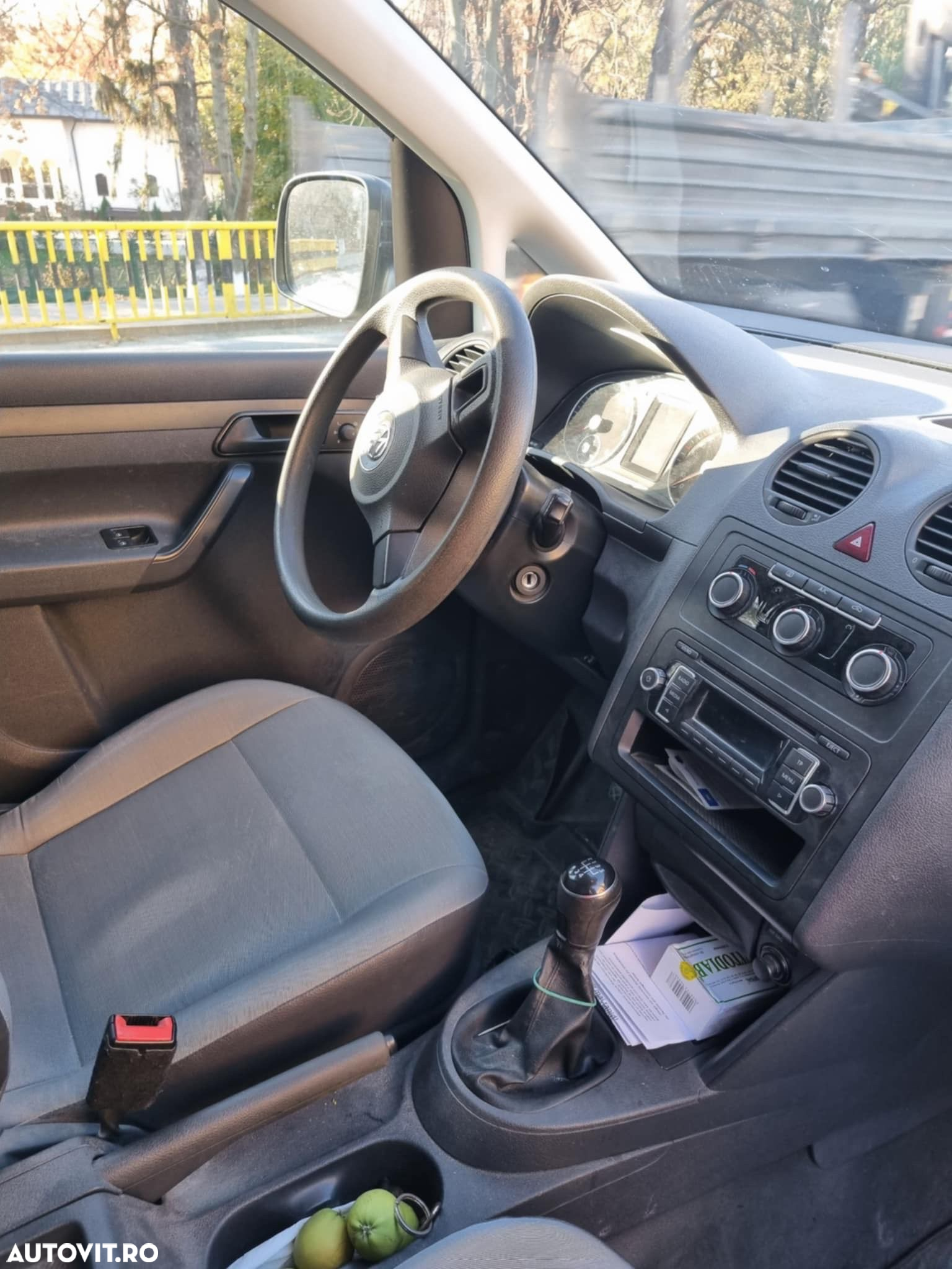 Volkswagen Caddy Maxi - 4