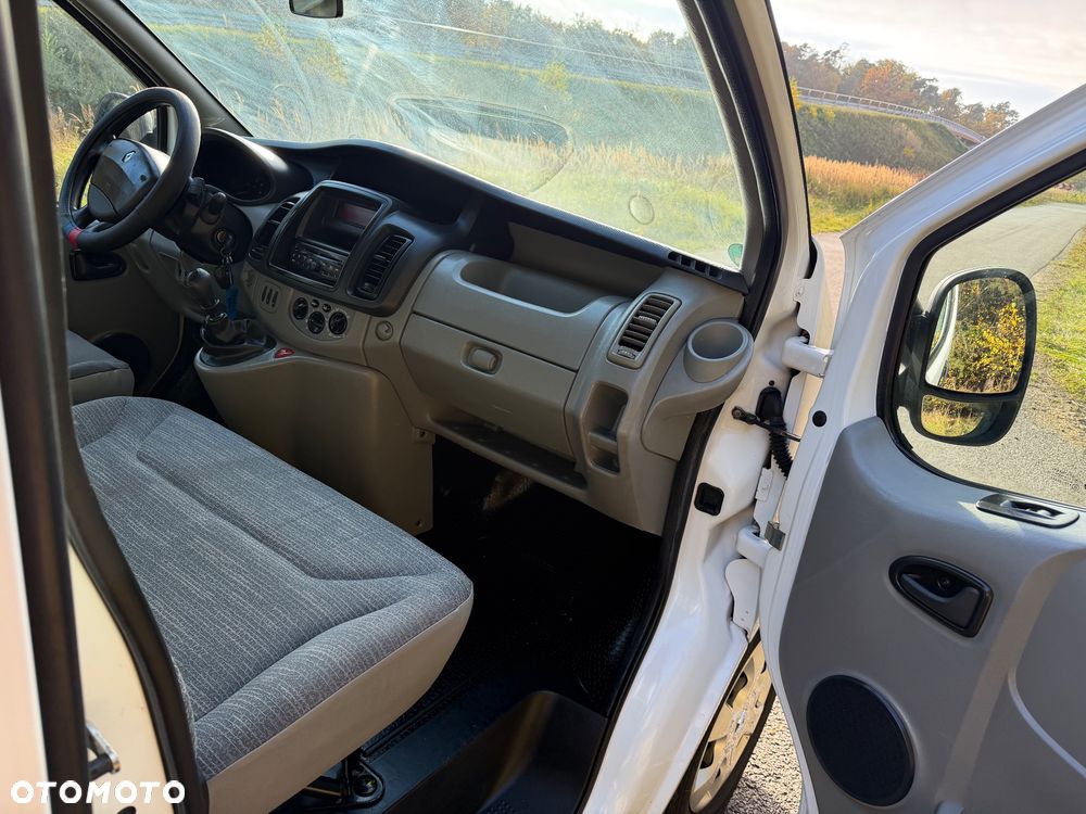 Renault TRAFIC - 18