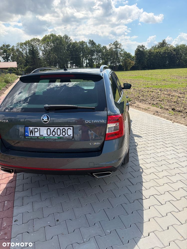 Skoda Octavia 2.0 TDI RS DSG - 7