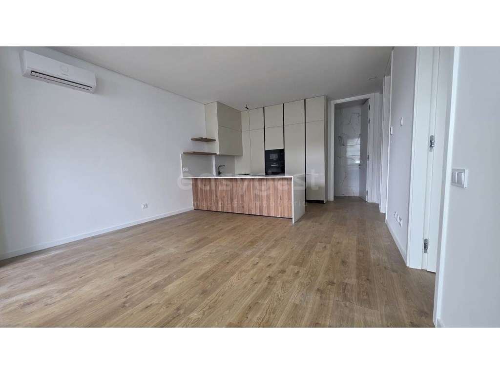 T3 Independente no Coração da Lourinhã - Design Moderno e Acessibil... - Grande imagem: 3/25