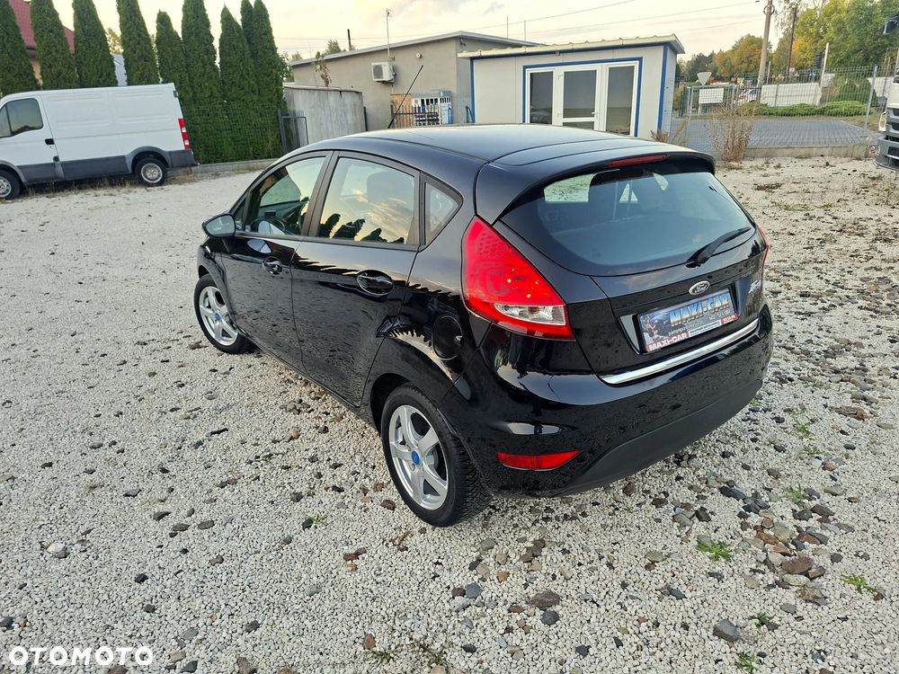 Ford Fiesta 1.25 Ambiente EU5 - 18