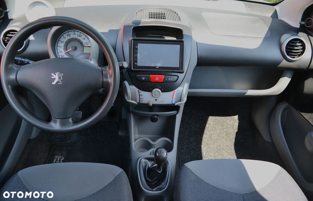 Peugeot 107 70 Urban Move - 11