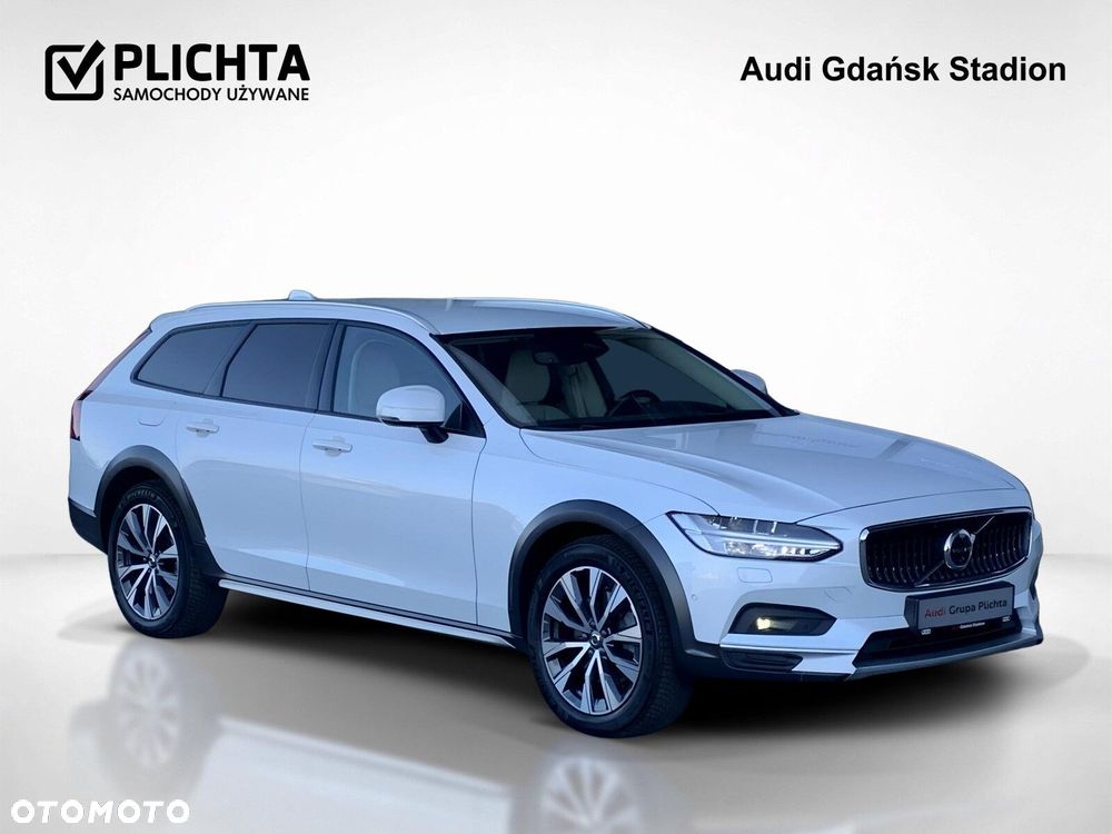 Volvo V90 Cross Country - 8