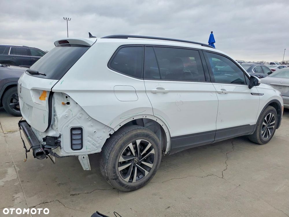 Volkswagen Tiguan - 4