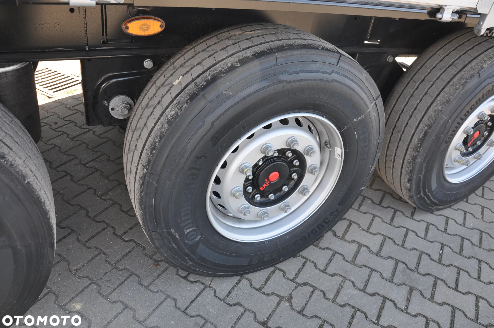 Kögel BURTOWA PODNOSZONA OŚ SAF - 20