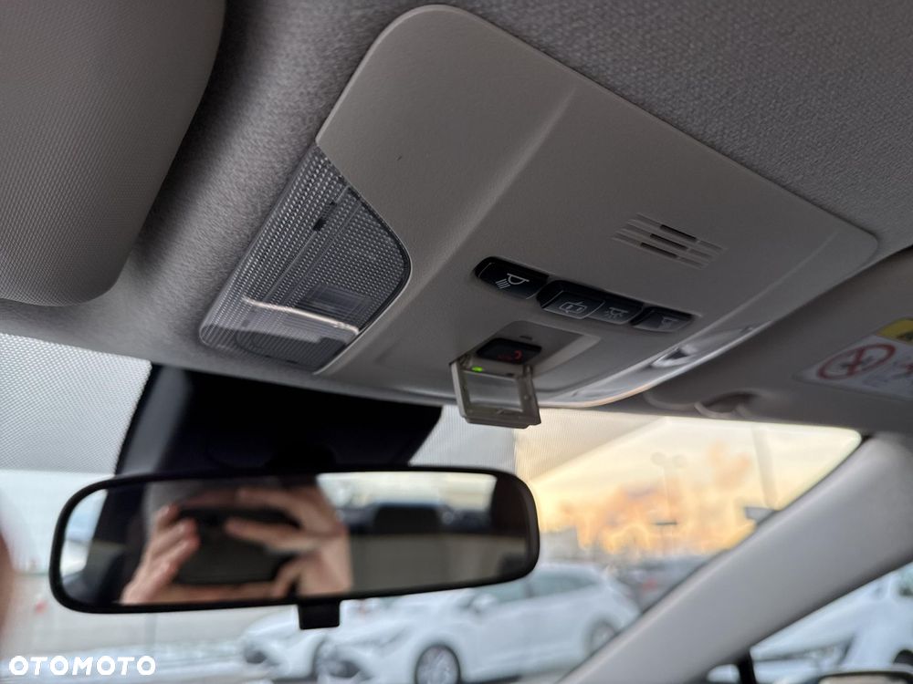 Toyota Corolla 1.6 Comfort - 22