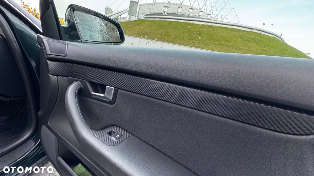 Audi A4 Limousine - 19