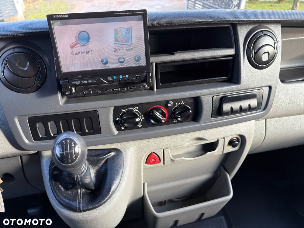 Nissan Interstar - 25