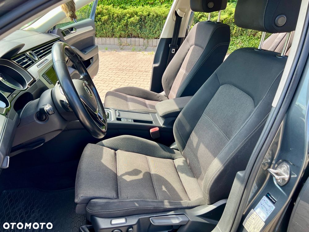 Volkswagen Passat Variant 2.0 TDI DSG (BlueMotion Technology) Comfortline - 14