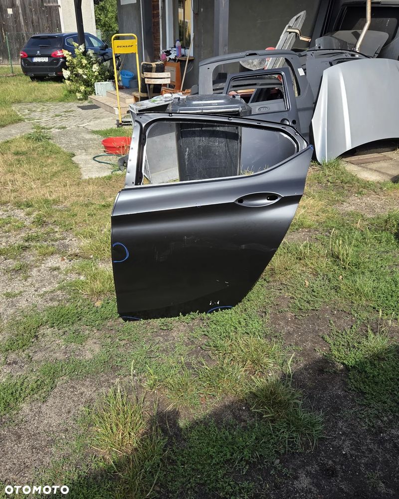 Drzwi lewe lewy tył tylne Opel Astra K V Hatchback 5D 39094742 - 1