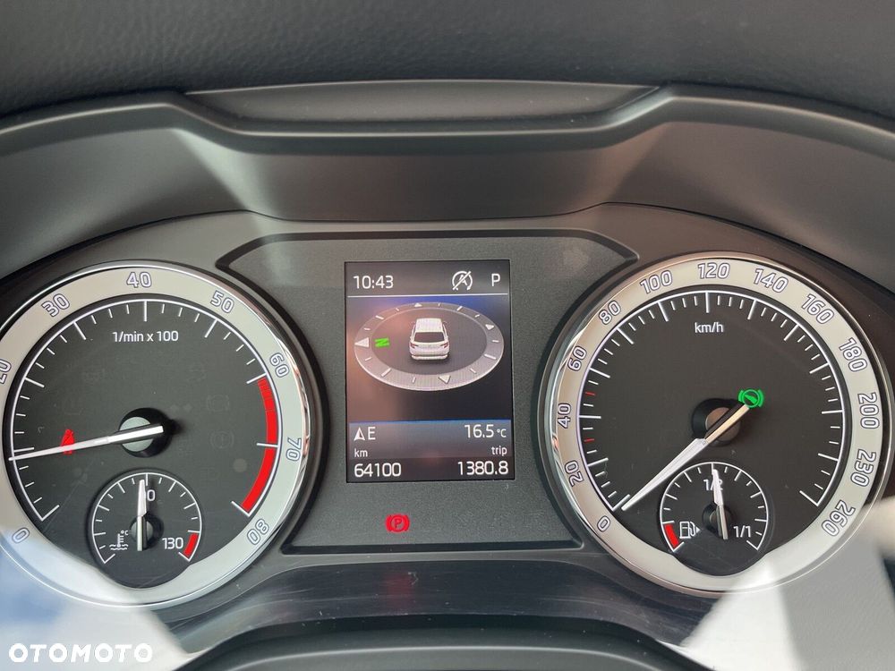 Skoda Karoq 1.5 TSI ACT Style DSG - 27