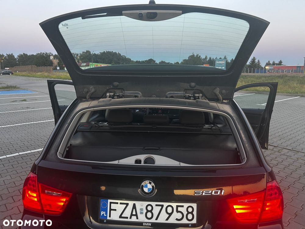 BMW Seria 3 - 21