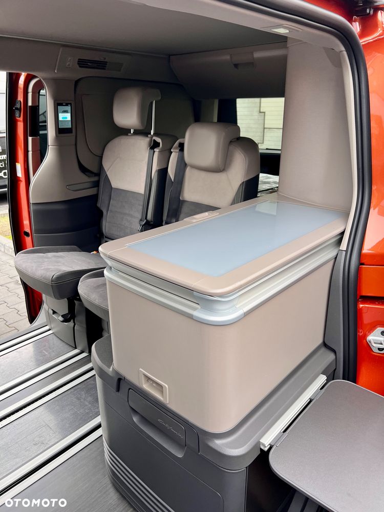 Volkswagen California - 11