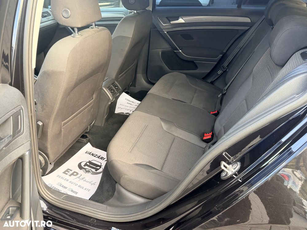 Volkswagen Golf 1.6 TDI BlueMotion Technology Cup - 18