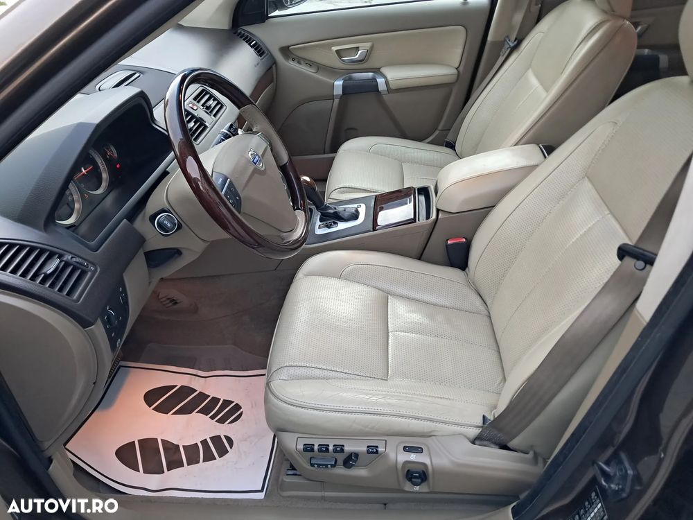 Volvo XC 90 D5 AWD Executive - 19
