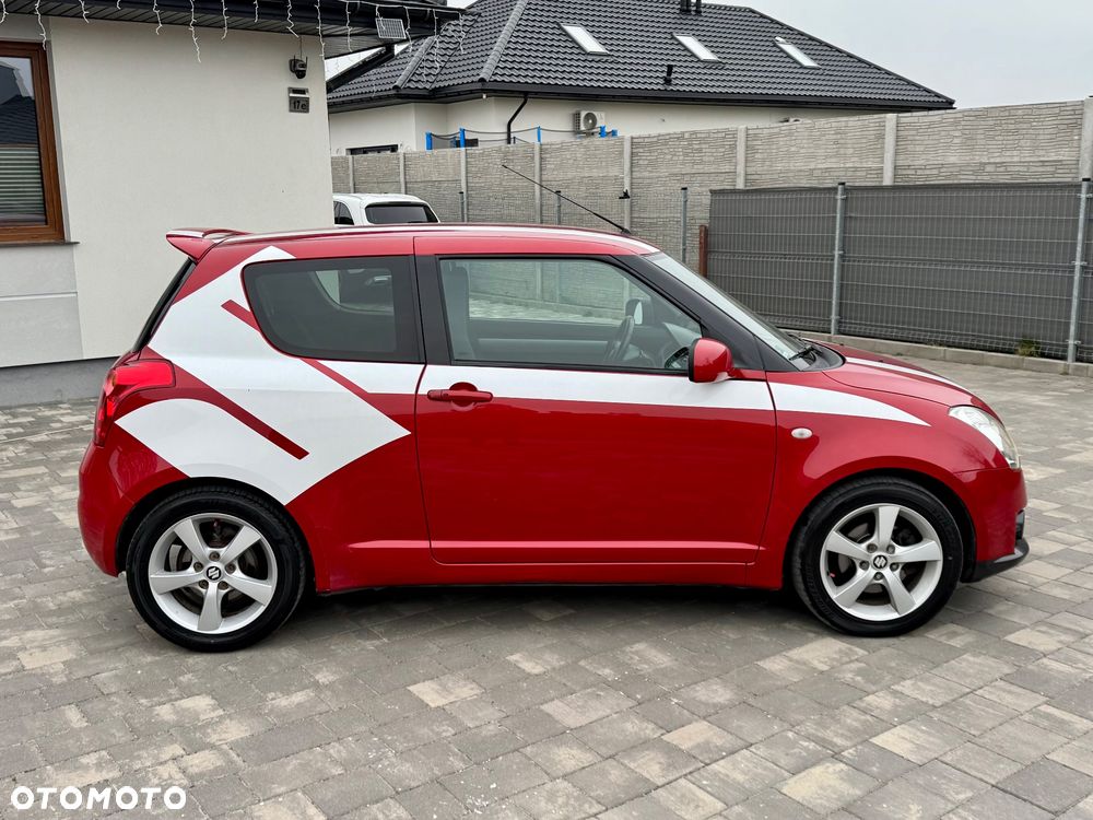 Suzuki Swift 1.6 Sport Rallye N' Style - 4