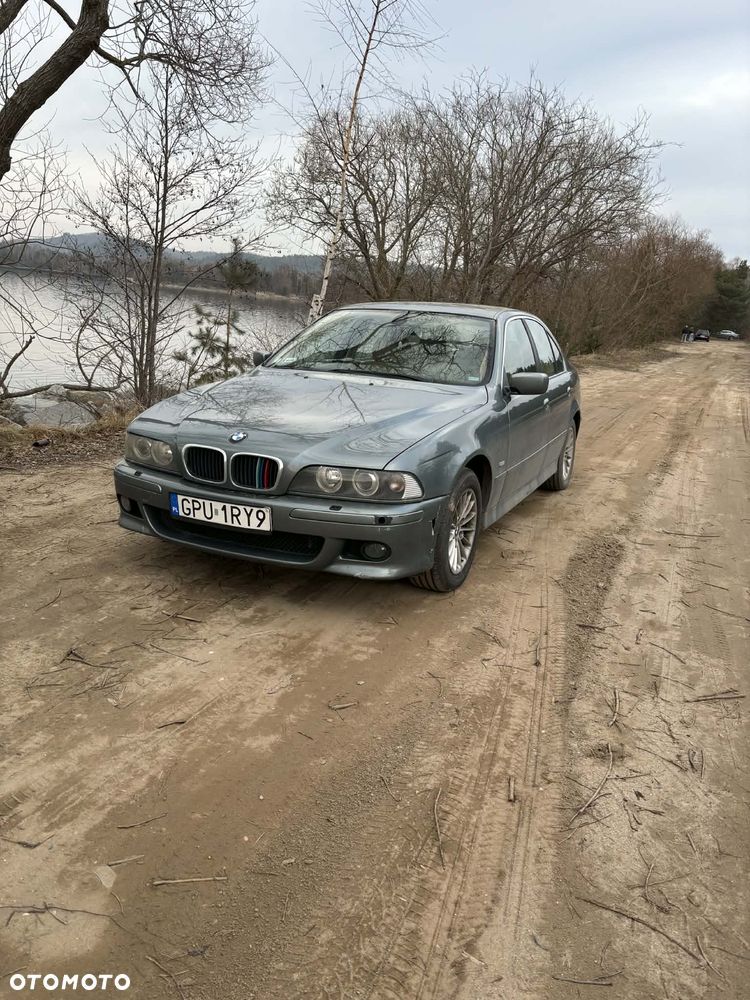 BMW Seria 5 525i - 1