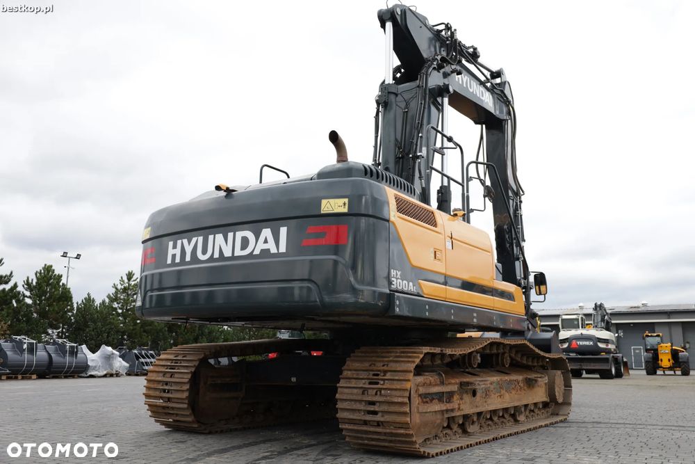 Hyundai HX300AL - 8