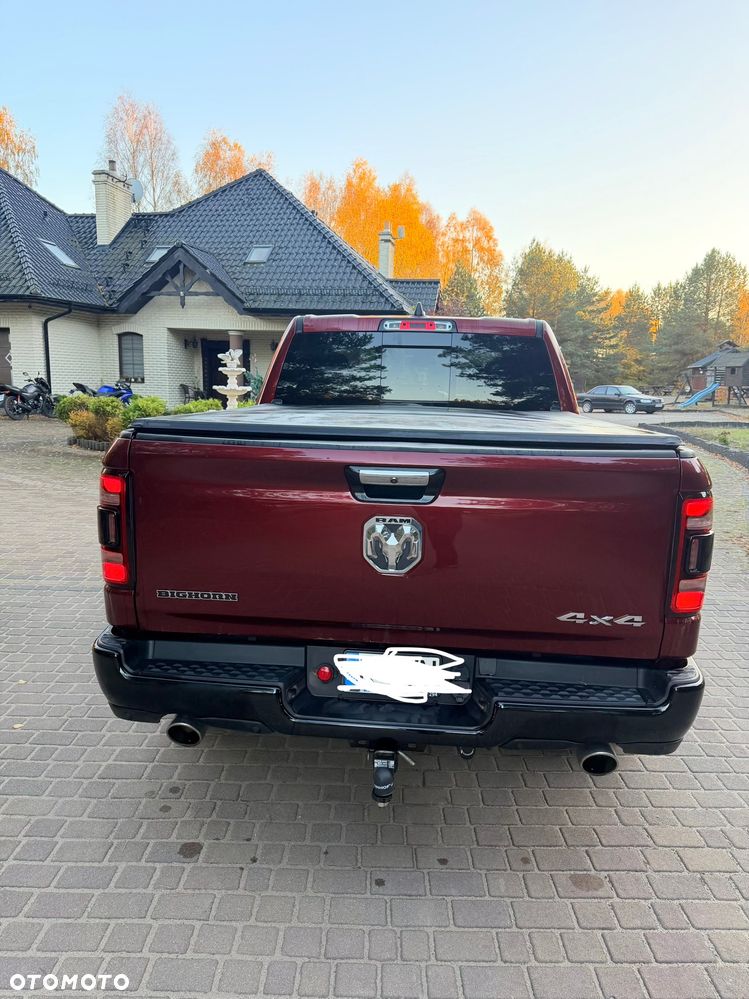 Dodge RAM 5.7 4x4 - 8