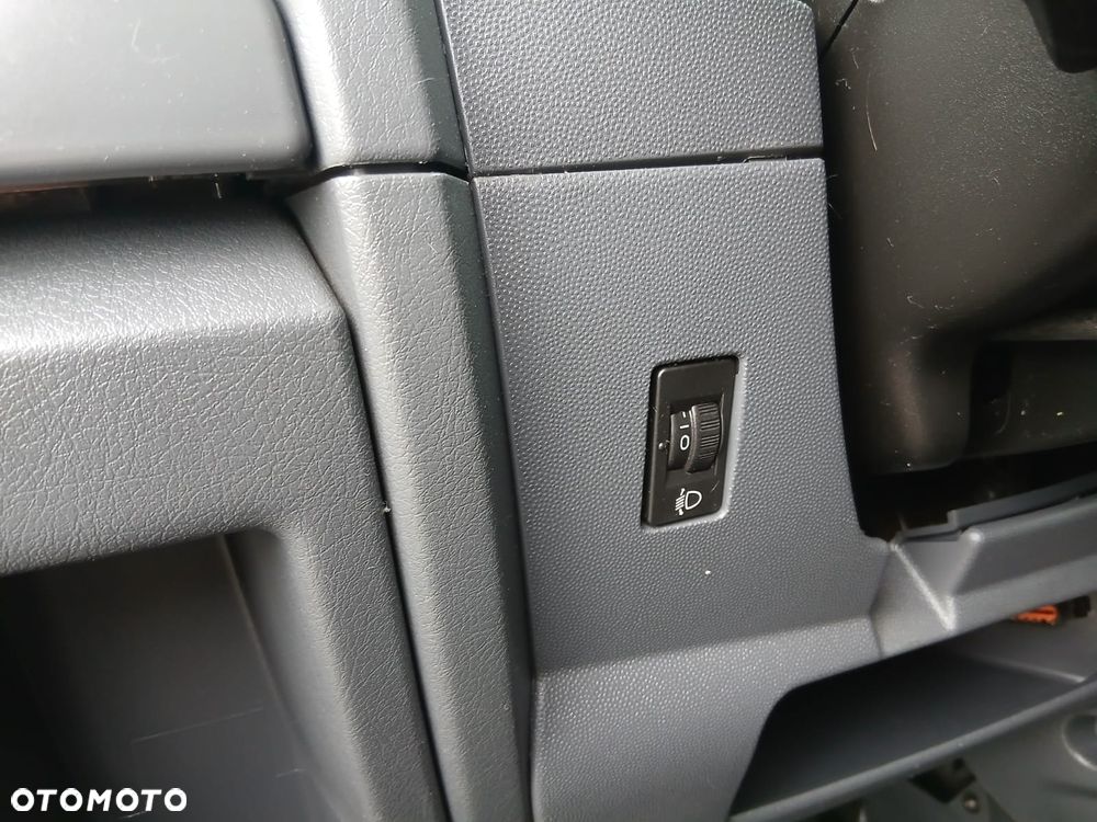 Toyota PROACY - 17