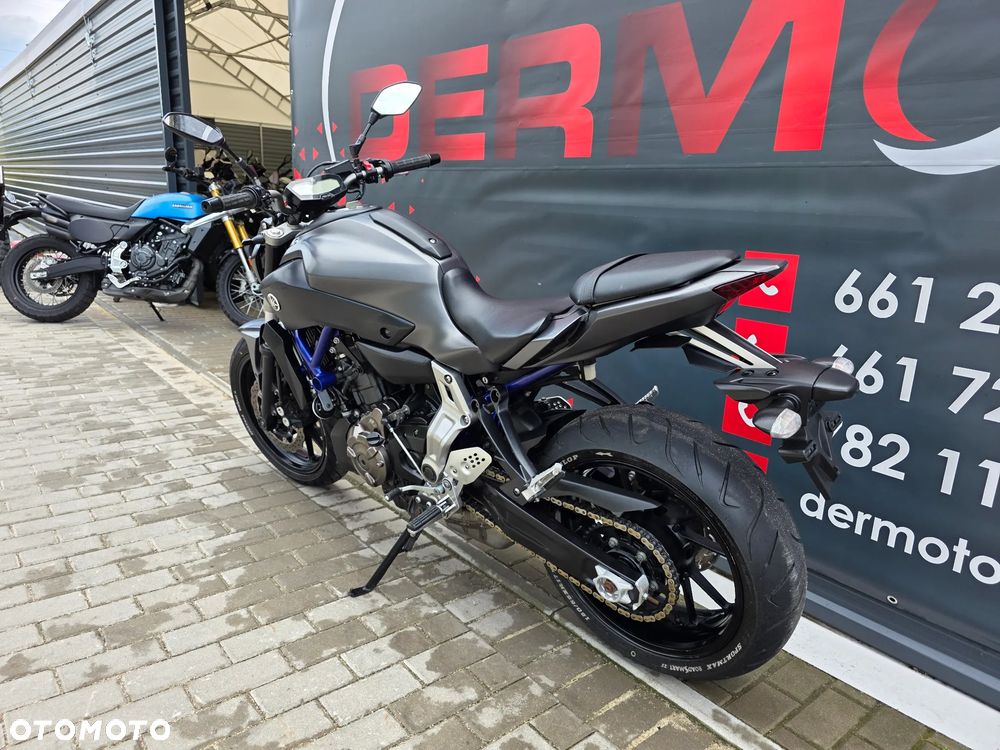 Yamaha MT - 6