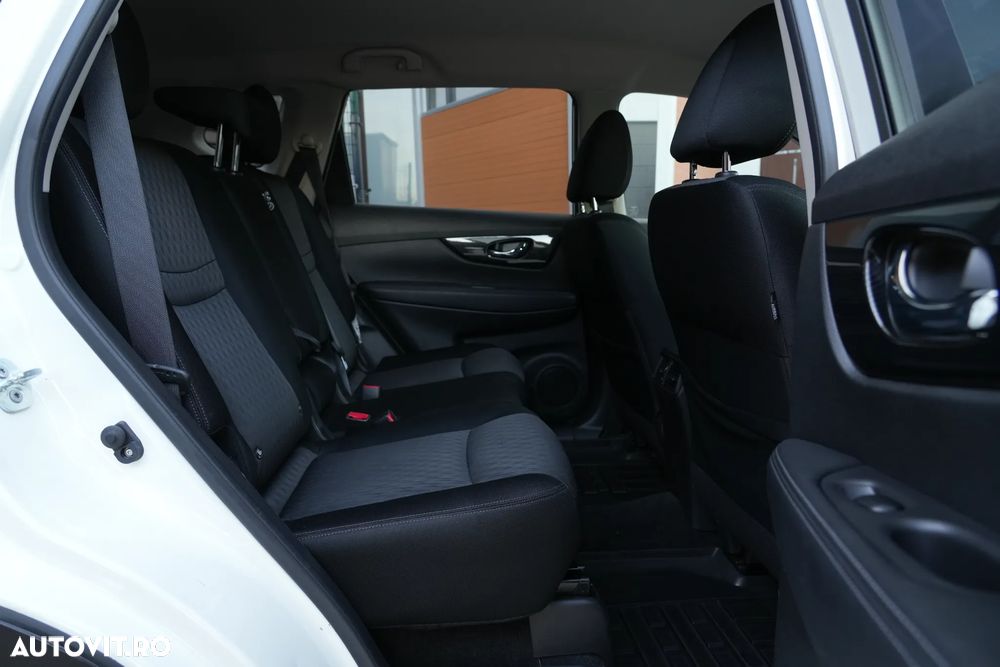 Nissan X-Trail 2.0 dCi ALL-MODE 4x4i Xtronic N-Connecta - 22
