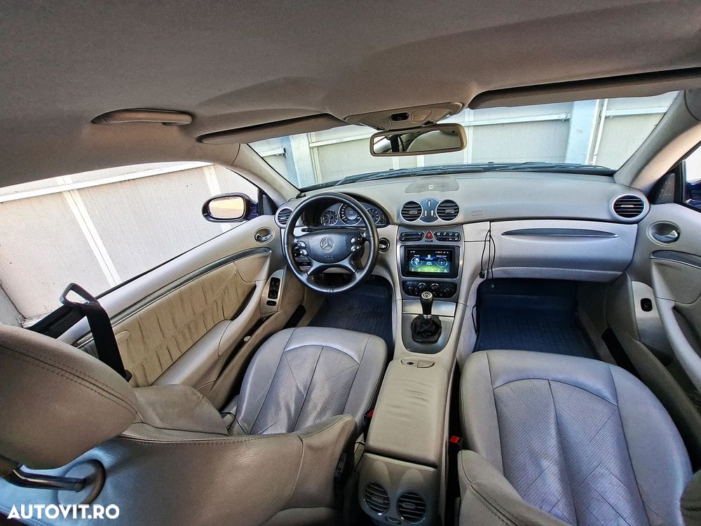 Mercedes-Benz CLK - 10