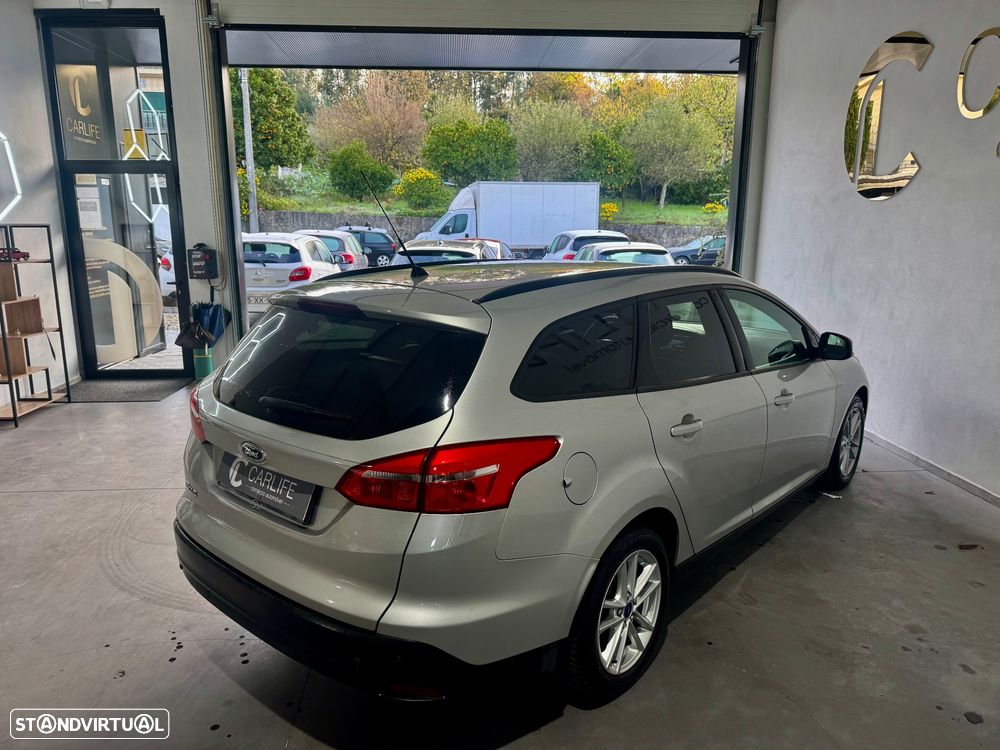 Ford Focus SW 1.6 TDCi DPF S&S Titanium - 7