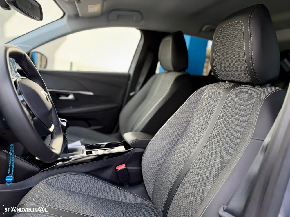 Peugeot 208 1.2 PureTech Allure - 13