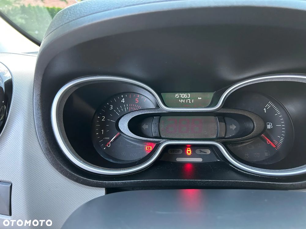 Renault Trafic - 11