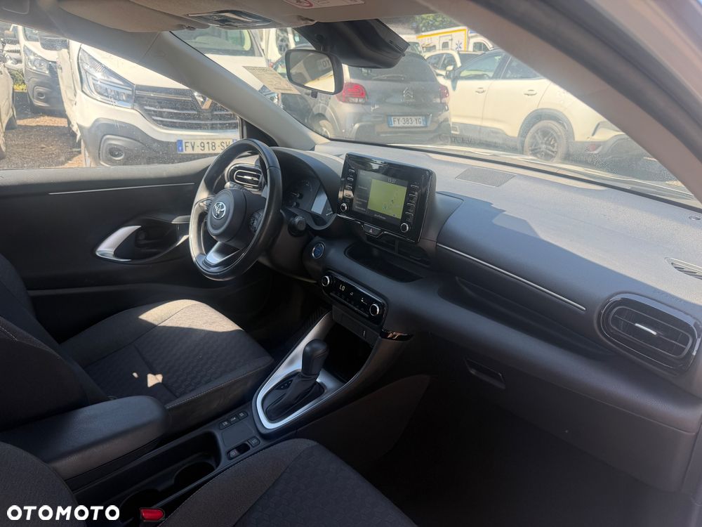 Toyota Yaris - 7