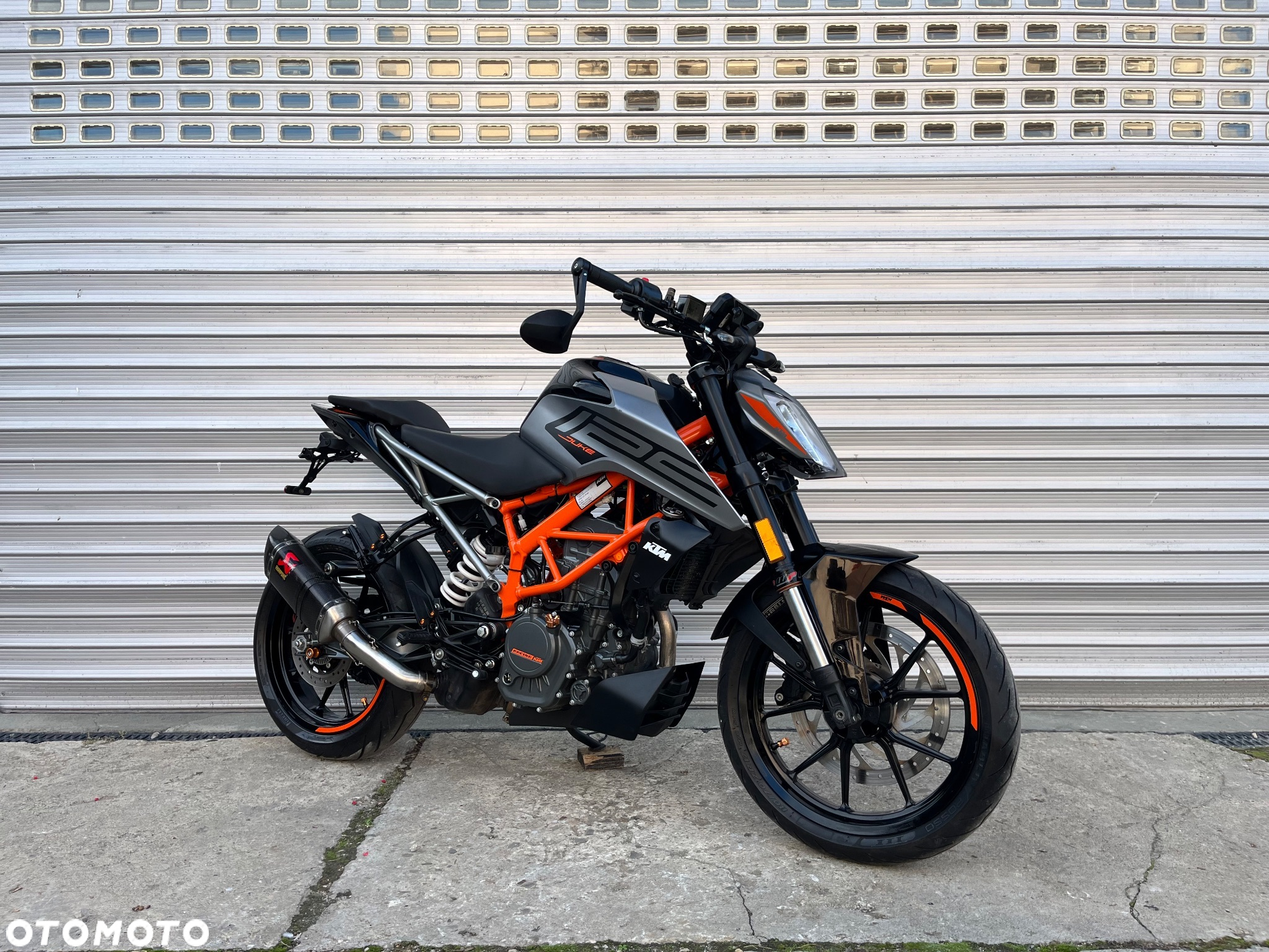 KTM Duke - 17