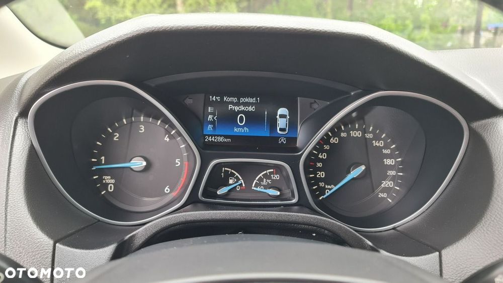 Ford Focus 1.5 EcoBlue STart-Stopp-System TITANIUM - 18