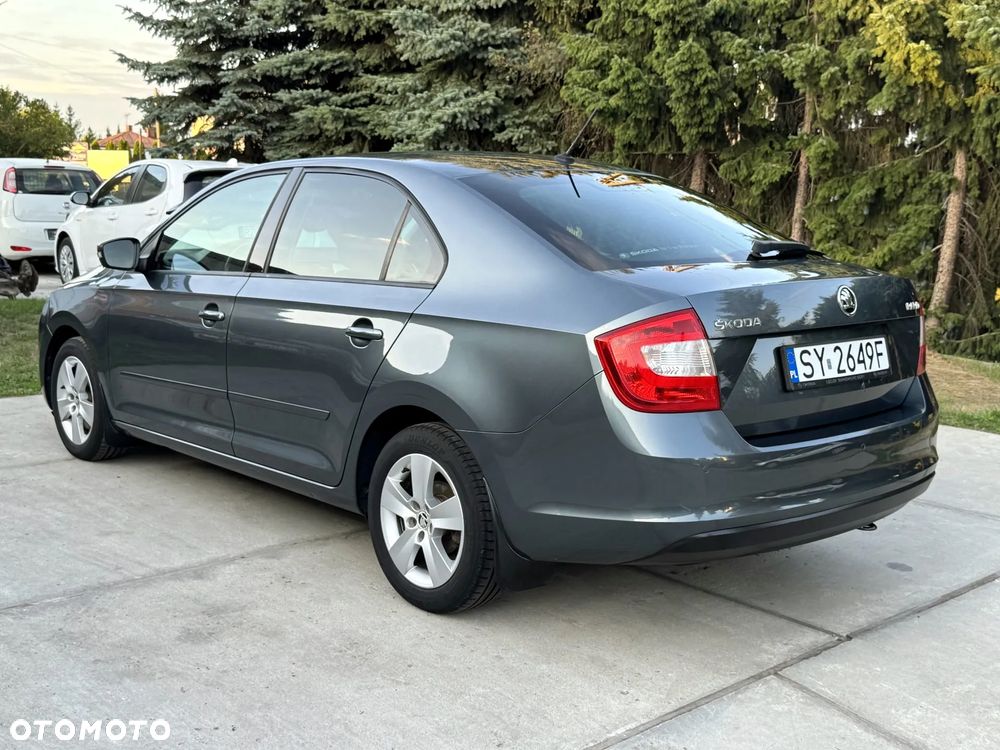 Skoda RAPID 1.2 TSI Active - 10