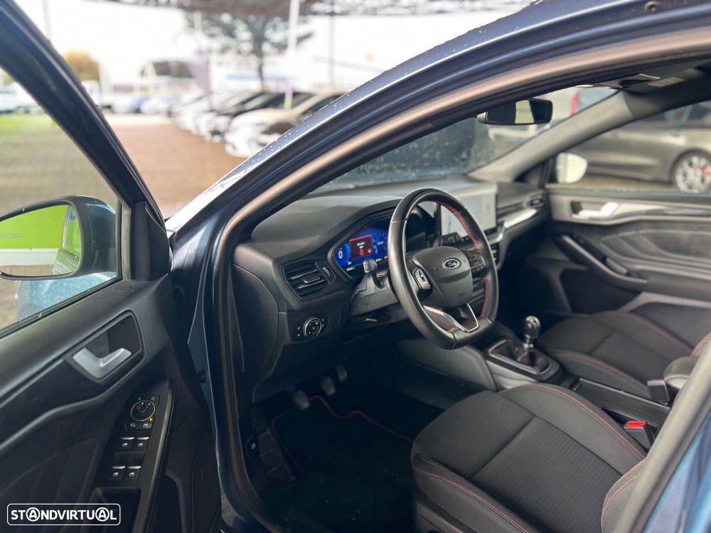 Ford Focus SW 1.0 EcoBoost MHEV ST-Line X - 5