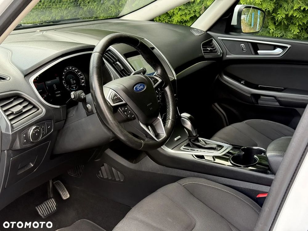 Ford S-Max 2.0 TDCi Titanium PowerShift - 6