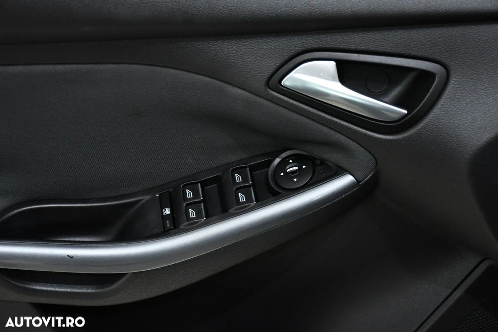Ford Focus 1.6 TDCI DPF Trend - 15