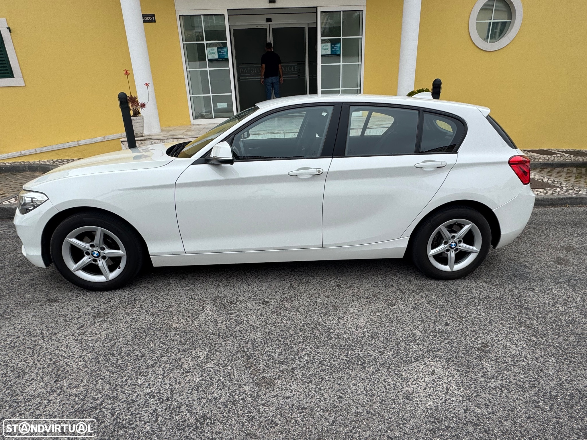 BMW 116 d EfficientDynamics - 8
