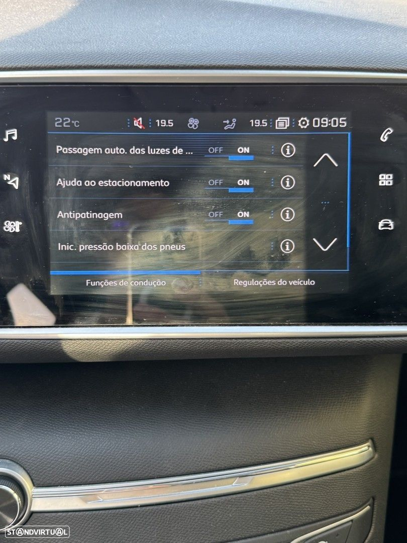 Peugeot 308 SW 1.2 PureTech Allure Full LED EAT8 - 20