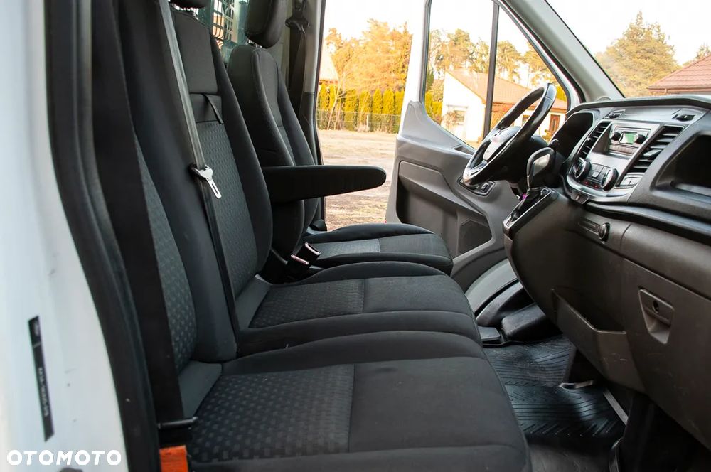 Ford Transit - 27