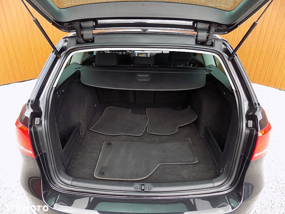 Volkswagen Passat Variant 2.0 Blue TDI DSG SCR Highline - 23